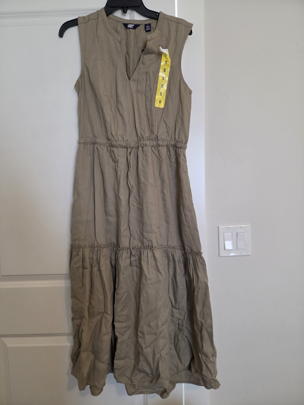 Sleeveless Tiered Maxi Dress - Taupe